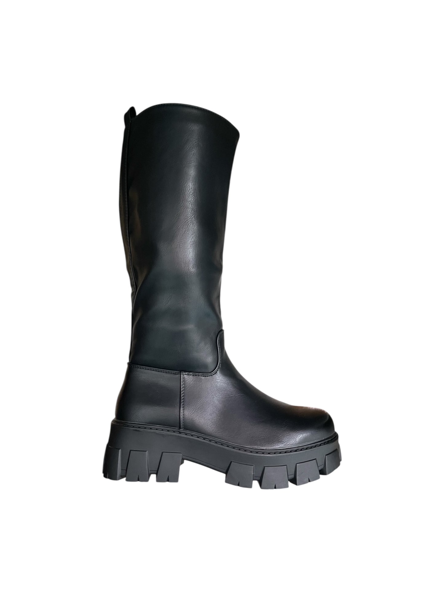 Bota Efecto Cuero Negro Con Plataform