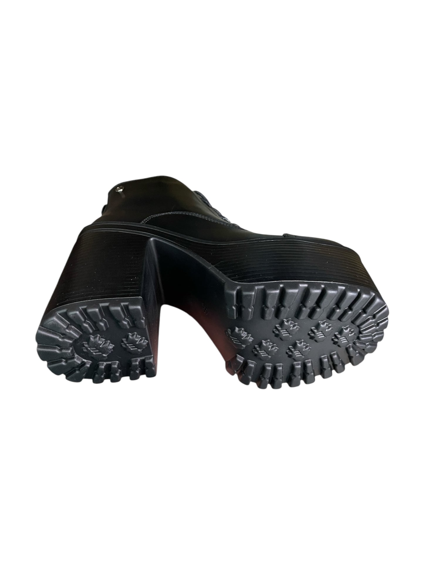 Botin Efecto Cuero Negro Con Plataforma y cordón