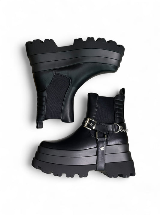 Botin 2 en 1 Efecto Cuero Negro Con Plataforma